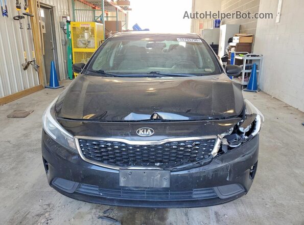 3KPFK4A70HE072133 2017 KIA FORTE Black Front view