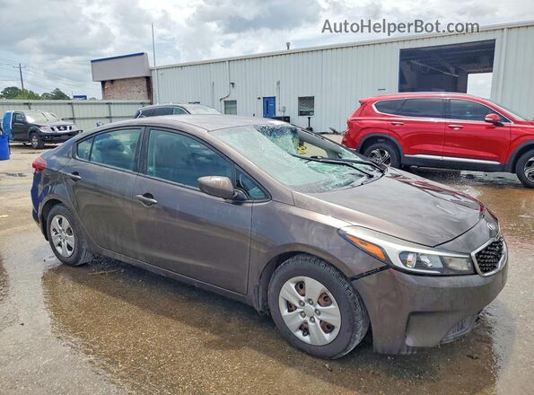 3KPFK4A70HE161314 2017 KIA FORTE Brown Front right