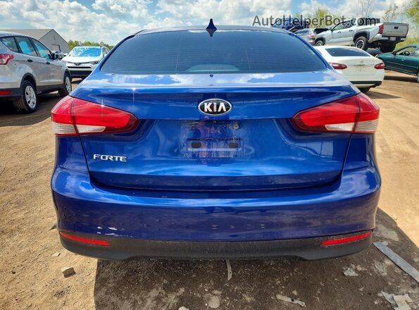 3KPFK4A70JE261970 2018 KIA FORTE Blue Vista trasera