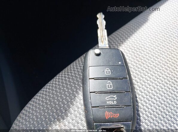 3KPFK4A71HE073565 2017 KIA FORTE White Вид панелі приладів