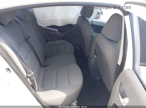 3KPFK4A71HE073565 2017 KIA FORTE White Вид наклейки з VIN-кодом
