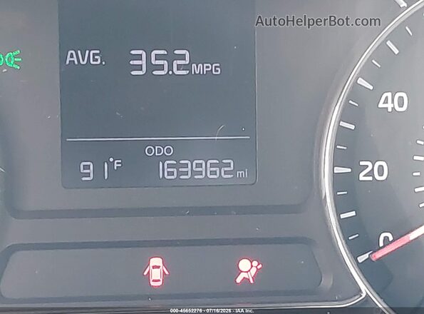 3KPFK4A71JE166866 2018 KIA FORTE White 
