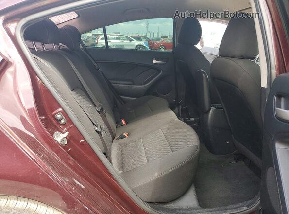3KPFK4A71JE196692 2018 KIA FORTE Burgundy Հետևի նստատեղերի տեսք