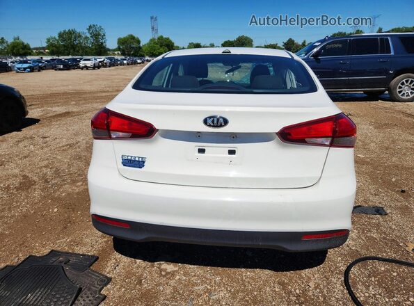 3KPFK4A72HE101230 2017 KIA FORTE White Հետևի տեսք