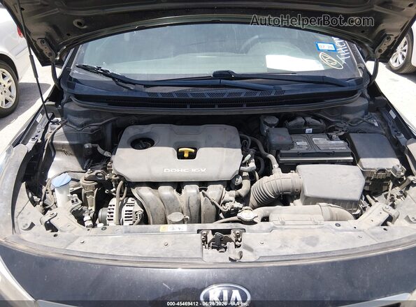 3KPFK4A72HE106962 2017 KIA FORTE Black უკანა ხედი