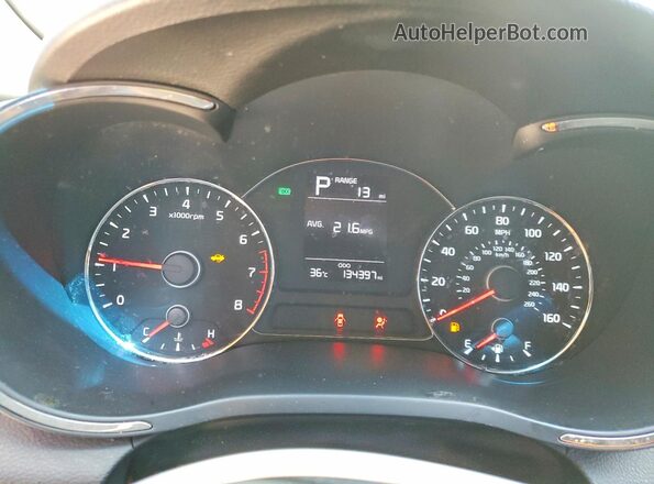 3KPFK4A72JE185040 2018 KIA FORTE White Vista del cuadro de instrumentos