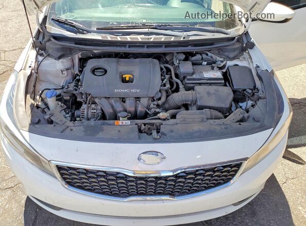 3KPFK4A72JE185040 2018 KIA FORTE White Vista interior trasera