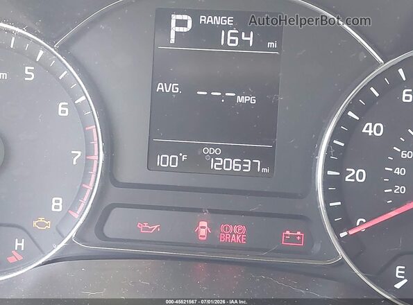 3KPFK4A72JE218957 2018 KIA FORTE White 