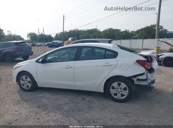 3KPFK4A72JE219977 2018 KIA FORTE White 