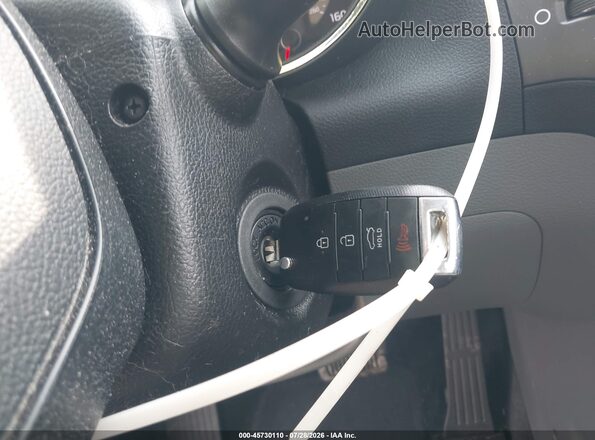 3KPFK4A72JE219977 2018 KIA FORTE White Widok deski rozdzielczej