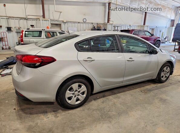 3KPFK4A73HE047808 2017 KIA FORTE Silver უკანა მარჯვენა