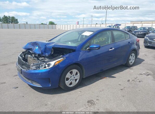 3KPFK4A73HE158293 2017 KIA FORTE Blue Առջևի ձախ երեք քառորդ տեսարան