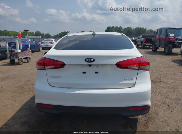 3KPFK4A74HE158416 2017 KIA FORTE White 