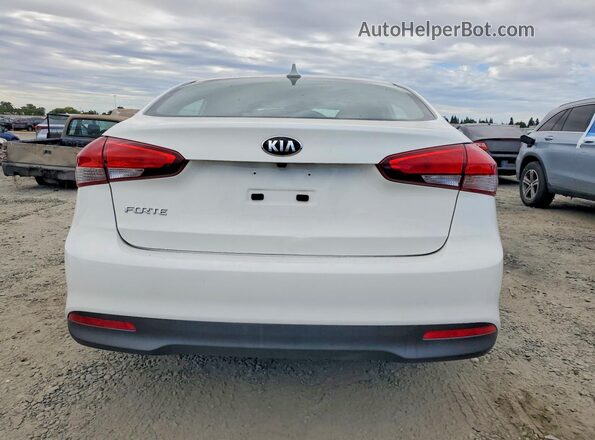 3KPFK4A74JE268632 2018 KIA FORTE White Widok z tyłu