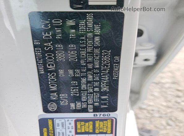 3KPFK4A74JE268632 2018 KIA FORTE White Widok komory silnika