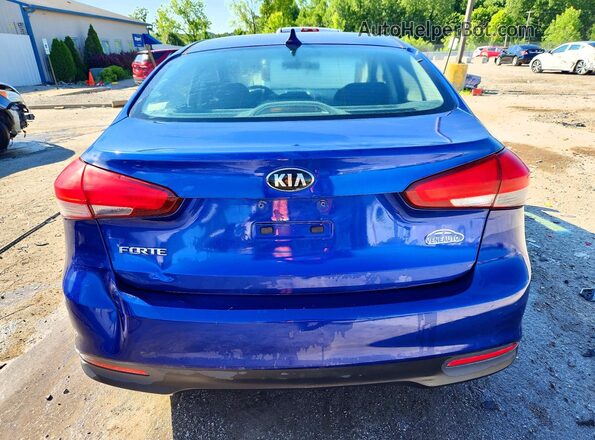 3KPFK4A76HE056499 2017 KIA FORTE Blue Вид ззаду