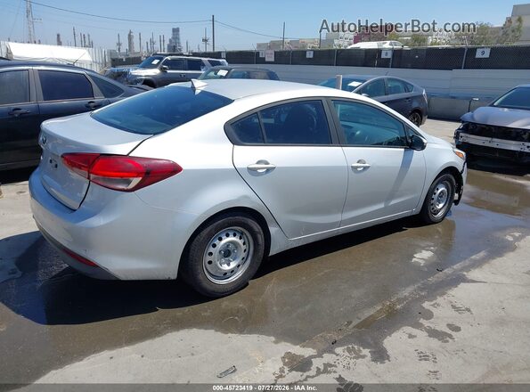 3KPFK4A76HE057538 2017 KIA FORTE Silver Tył prawy