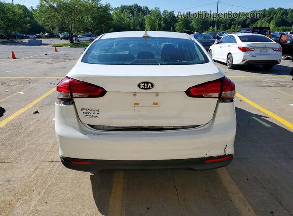 3KPFK4A76HE072332 2017 KIA FORTE White Հետևի տեսք
