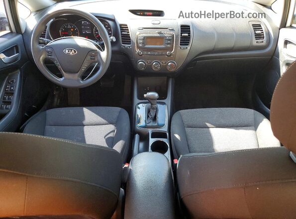 3KPFK4A76HE072332 2017 KIA FORTE White Առջևի վահանակի տեսք