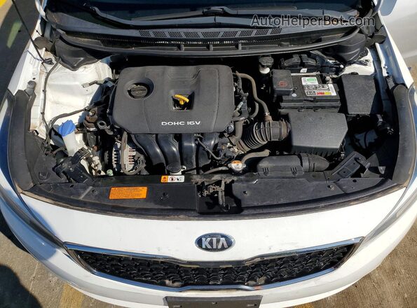 3KPFK4A76HE072332 2017 KIA FORTE White Սալոնի հետևի տեսք
