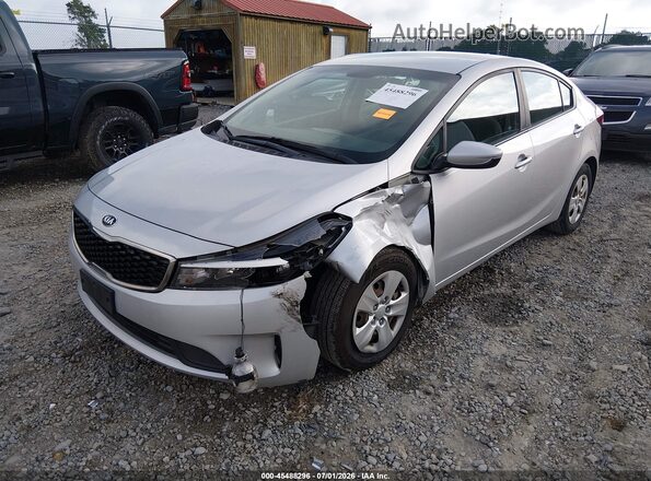 3KPFK4A76HE127149 2017 KIA FORTE Gray Vista frontal