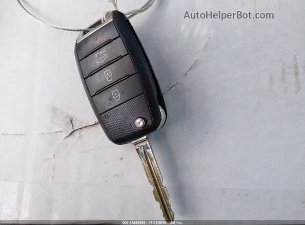 3KPFK4A76HE127149 2017 KIA FORTE Gray Vista del salpicadero