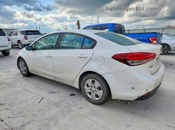3KPFK4A76JE193223 2018 KIA FORTE White Rear left