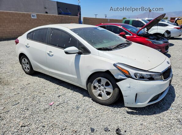 3KPFK4A77HE050341 2017 KIA FORTE White Front right