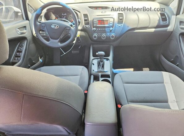 3KPFK4A77HE050341 2017 KIA FORTE White Dashboard view