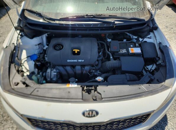 3KPFK4A77HE050341 2017 KIA FORTE White Rear interior view