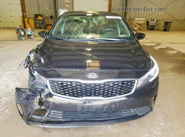 3KPFK4A77JE212619 2018 KIA FORTE Black Front view