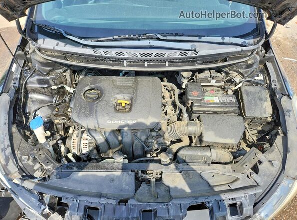 3KPFK4A77JE229212 2018 KIA FORTE Black უკანა სალონის ხედი