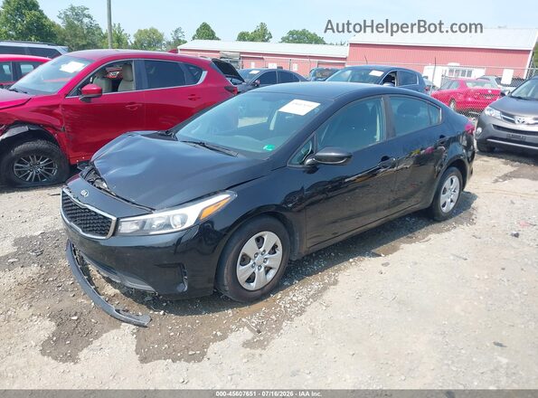 3KPFK4A78HE034875 2017 KIA FORTE Черный Передняя левая четверть