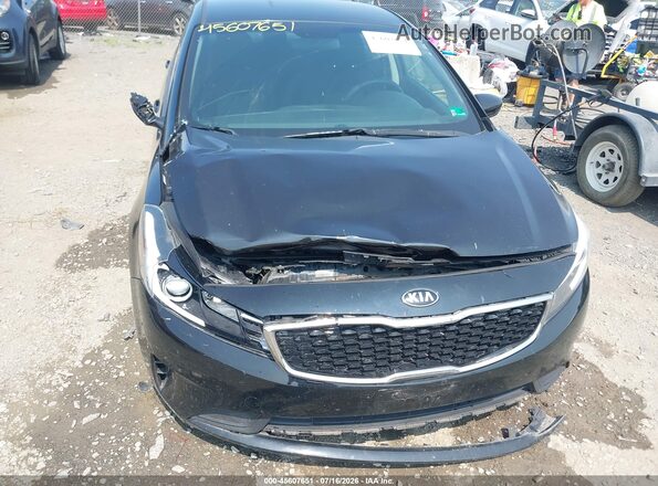 3KPFK4A78HE034875 2017 KIA FORTE Черный Вид спереди