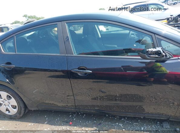 3KPFK4A78HE034875 2017 KIA FORTE Черный Вид задней части салона