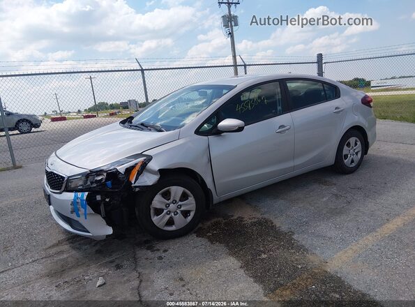 3KPFK4A78HE089729 2017 KIA FORTE Silver Front left
