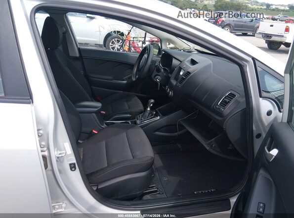 3KPFK4A78HE089729 2017 KIA FORTE Silver Front interior view