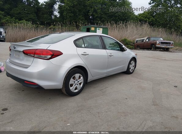 3KPFK4A79HE006776 2017 KIA FORTE Silver Rear right