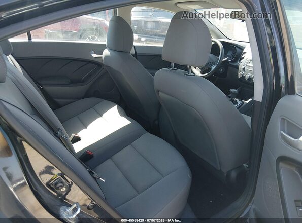 3KPFK4A79HE059218 2017 KIA FORTE Black VIN sticker view