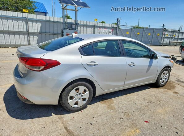 3KPFK4A79HE133589 2017 KIA FORTE Silver Задня права чверть