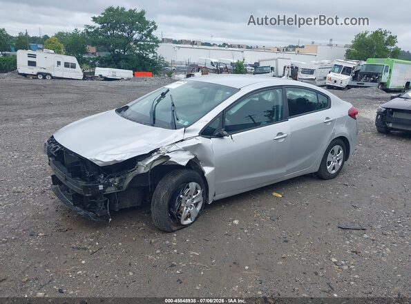 3KPFK4A79HE148352 2017 KIA FORTE White Передня ліва чверть
