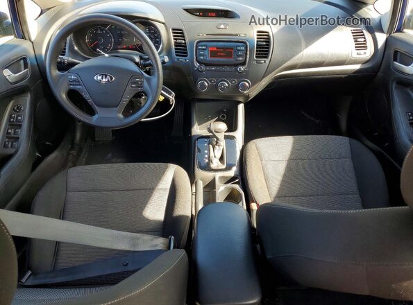 3KPFK4A79JE203940 2018 KIA FORTE Blue Вид панелі приладів