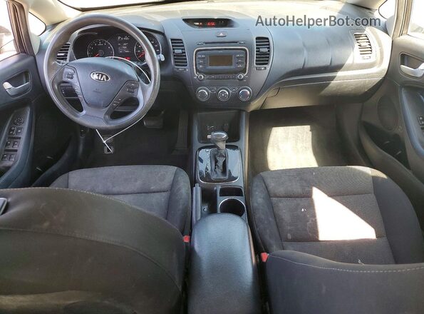 3KPFK4A7XHE077470 2017 KIA FORTE Black Առջևի վահանակի տեսք