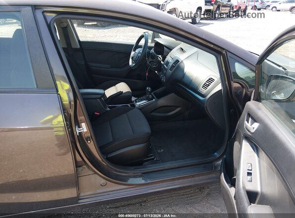 3KPFK4A7XHE139272 2017 KIA FORTE Brown Սալոնի դիմացի տեսք