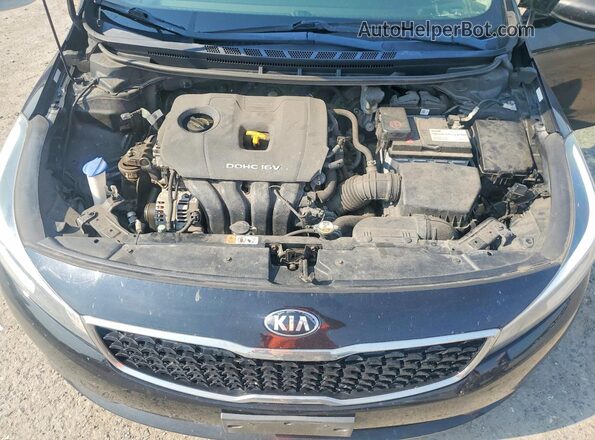 3KPFK4A7XJE222755 2018 KIA FORTE Black Вид задньої частини салону