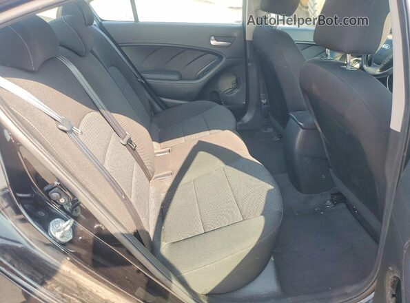 3KPFK4A7XJE222755 2018 KIA FORTE Black Вид задніх сидінь