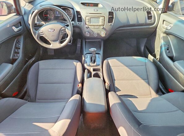 3KPFL4A70HE151508 2017 KIA FORTE Burgundy Вид панелі приладів