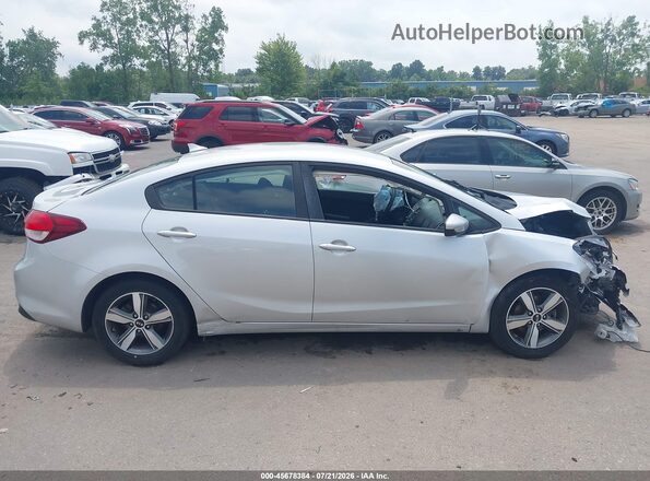 3KPFL4A70JE168962 2018 KIA FORTE Silver 360 interior view