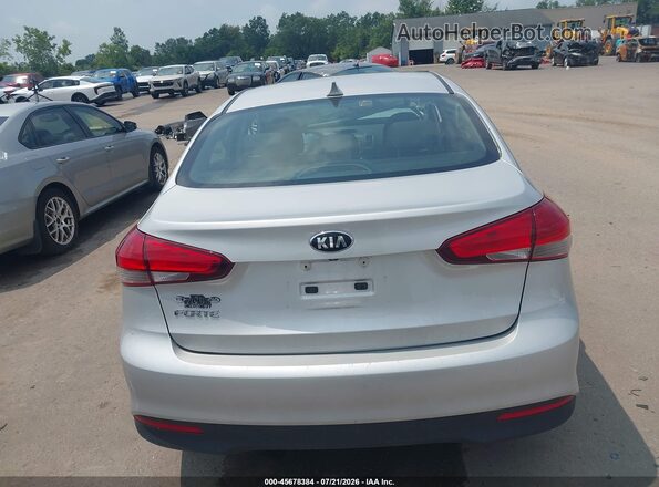 3KPFL4A70JE168962 2018 KIA FORTE Silver 