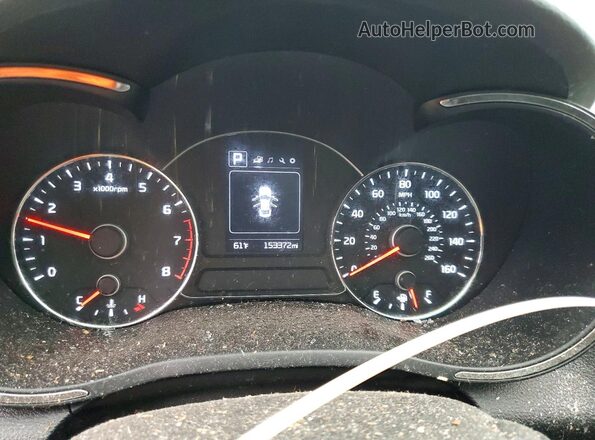 3KPFL4A70JE212281 2018 KIA FORTE Silver Widok zestawu wskaźników